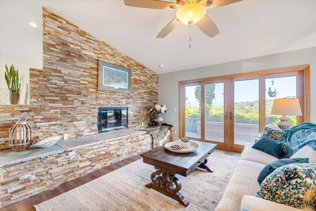 https://cdn.realtyfeed.com/cdn/127/306687722/d30f3ae7b6c118d35297e5ba888b6a8b.webp
