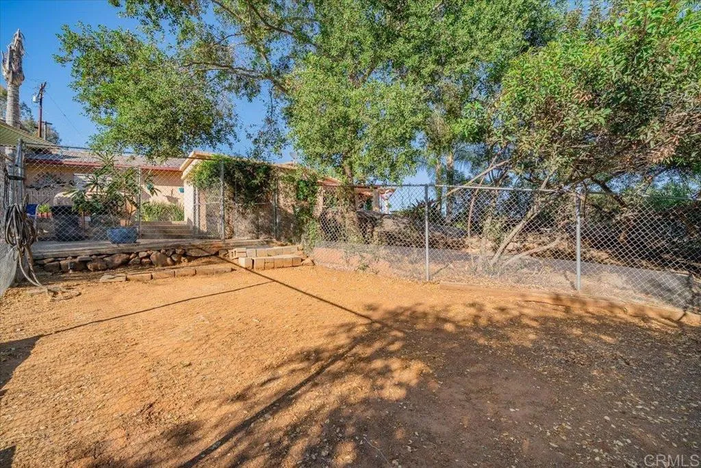 https://cdn.realtyfeed.com/cdn/127/306687722/d54f6eb570894352e053aef4959d07b9.webp