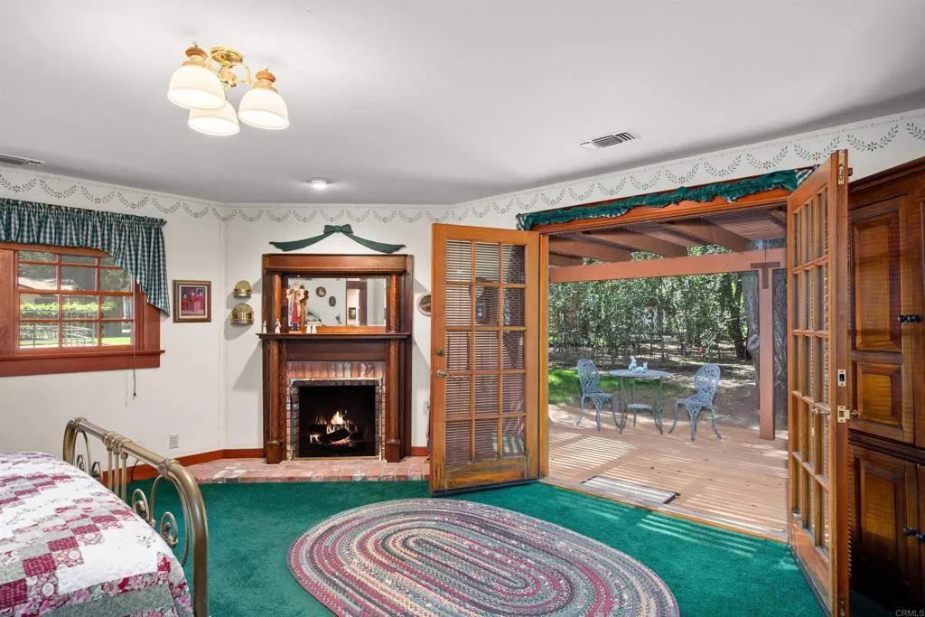 https://cdn.realtyfeed.com/cdn/127/306687753/72352eb9218d550103450625467a7f60.webp