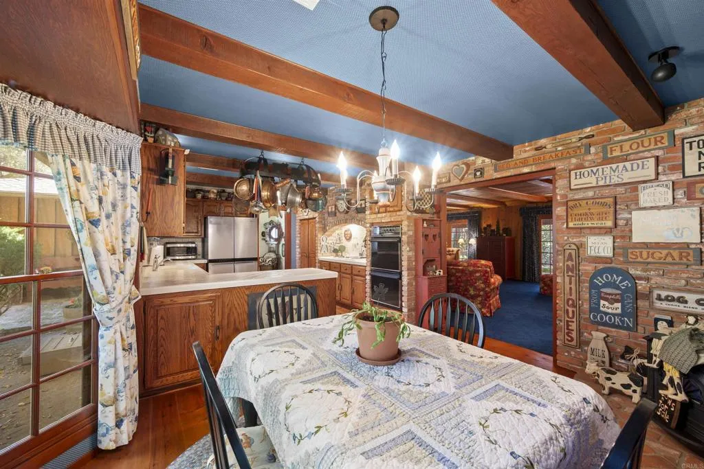 https://cdn.realtyfeed.com/cdn/127/306687753/9f6214712cdb440df738f67a67d591cc.webp