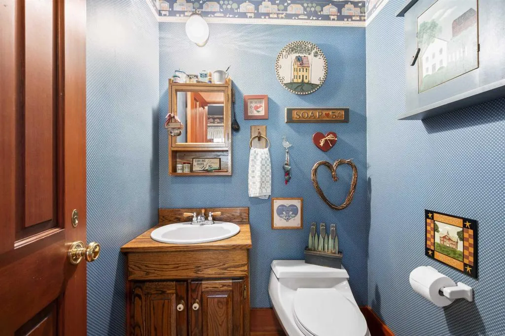 https://cdn.realtyfeed.com/cdn/127/306687753/b04df723e07bd11e01f0e177aa6b85c2.webp