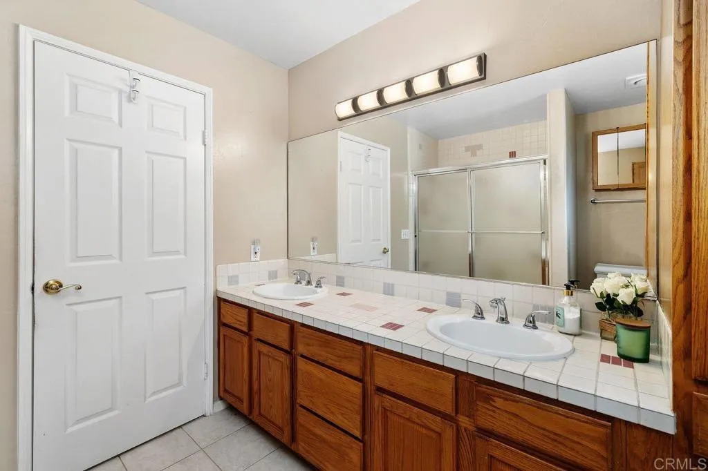 https://cdn.realtyfeed.com/cdn/127/306687777/15c574060ca2d1735663433a712e3d2f.webp