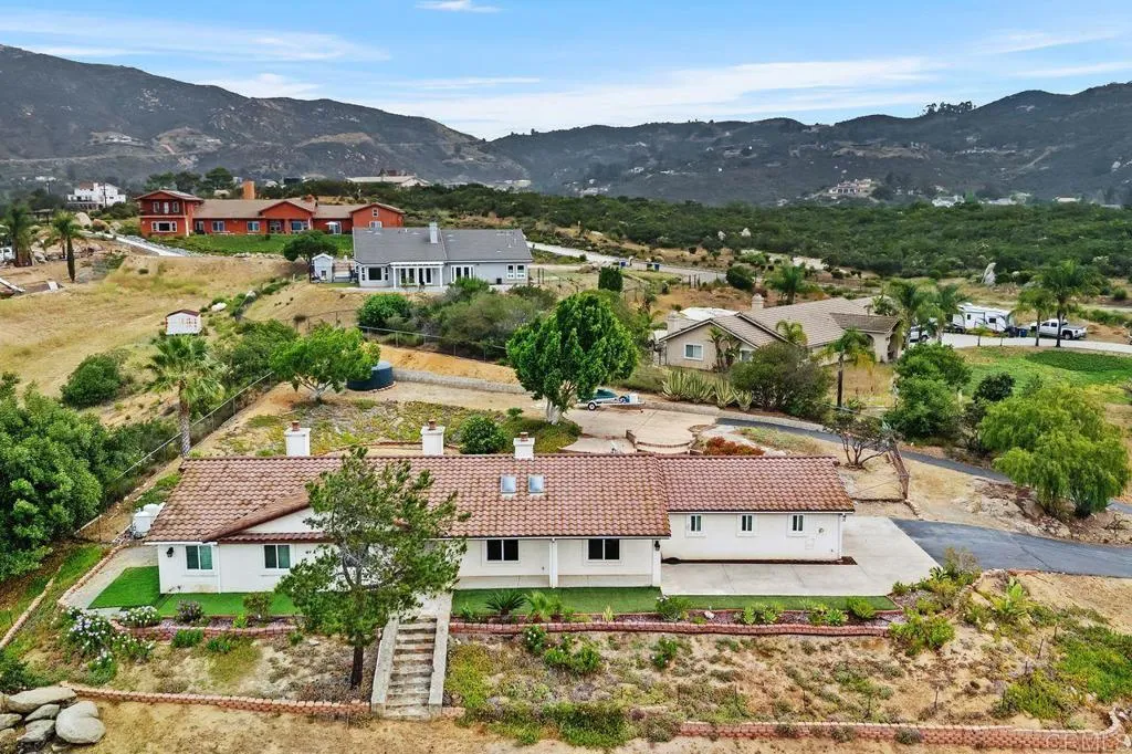 https://cdn.realtyfeed.com/cdn/127/306687777/51defb30c6ec92c4528ae1180c9caf25.webp