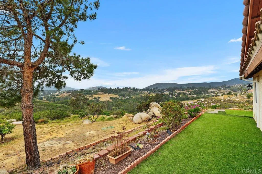 https://cdn.realtyfeed.com/cdn/127/306687777/6067515ac75a7d7281ba5b69f1ae36c2.webp