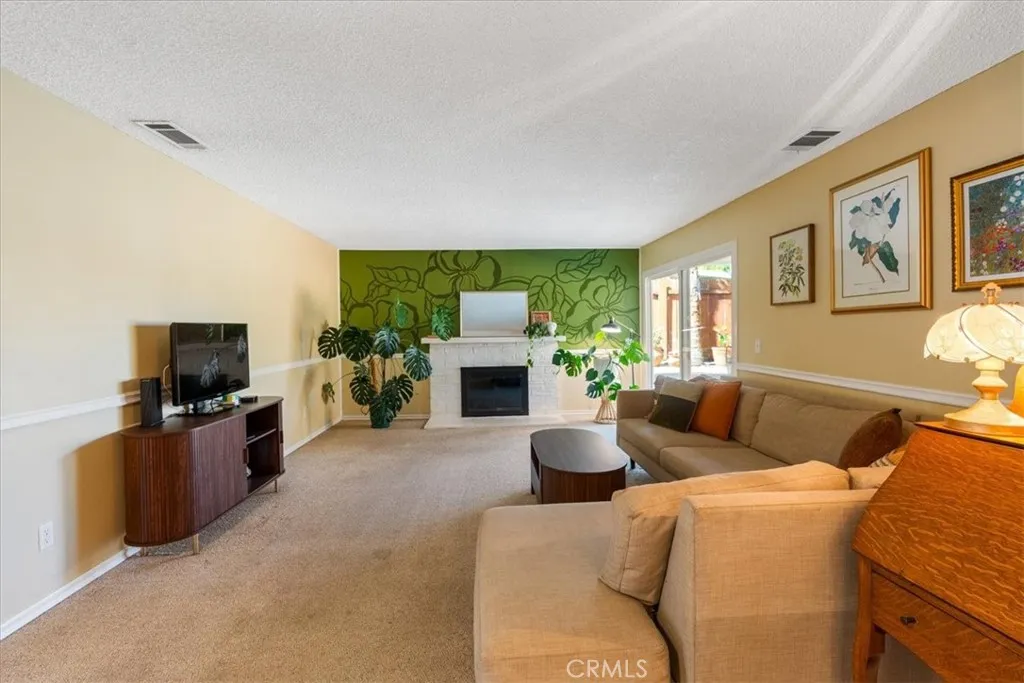 https://cdn.realtyfeed.com/cdn/127/306687805/cc342218cf20b4d67084caa70328f286.webp