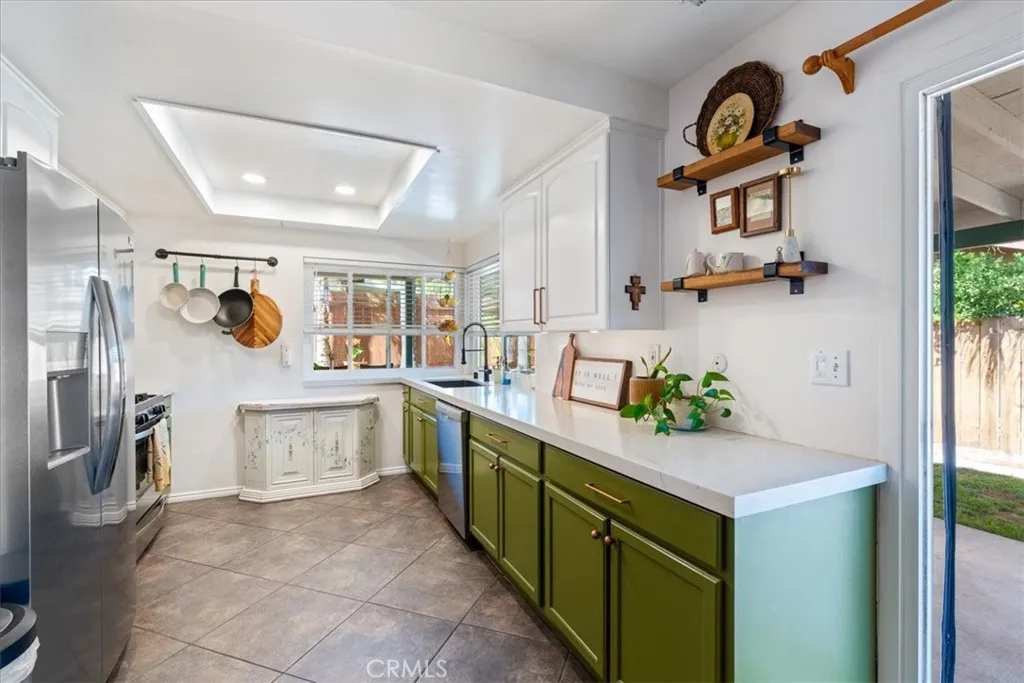 https://cdn.realtyfeed.com/cdn/127/306687805/e3a0720aecf42c4539a323be1ad2ec4d.webp