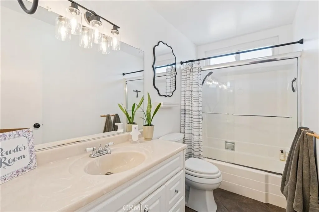 https://cdn.realtyfeed.com/cdn/127/306687805/e5f7bfd72276234cebad229be3911ac9.webp