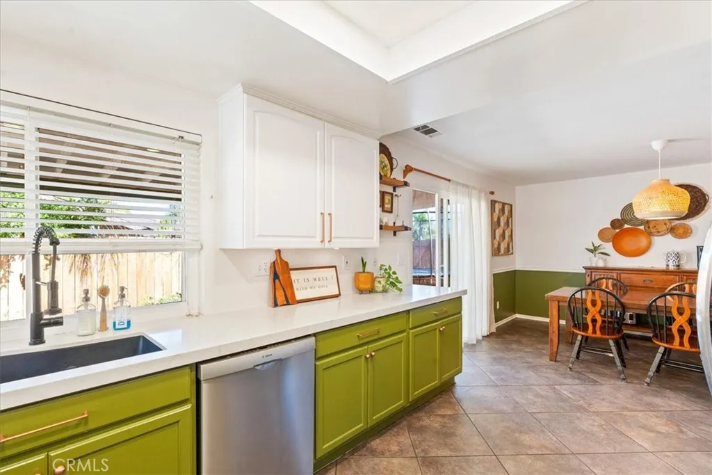 https://cdn.realtyfeed.com/cdn/127/306687805/e7c1d0a64fdead58f94fccdabdbed40c.webp