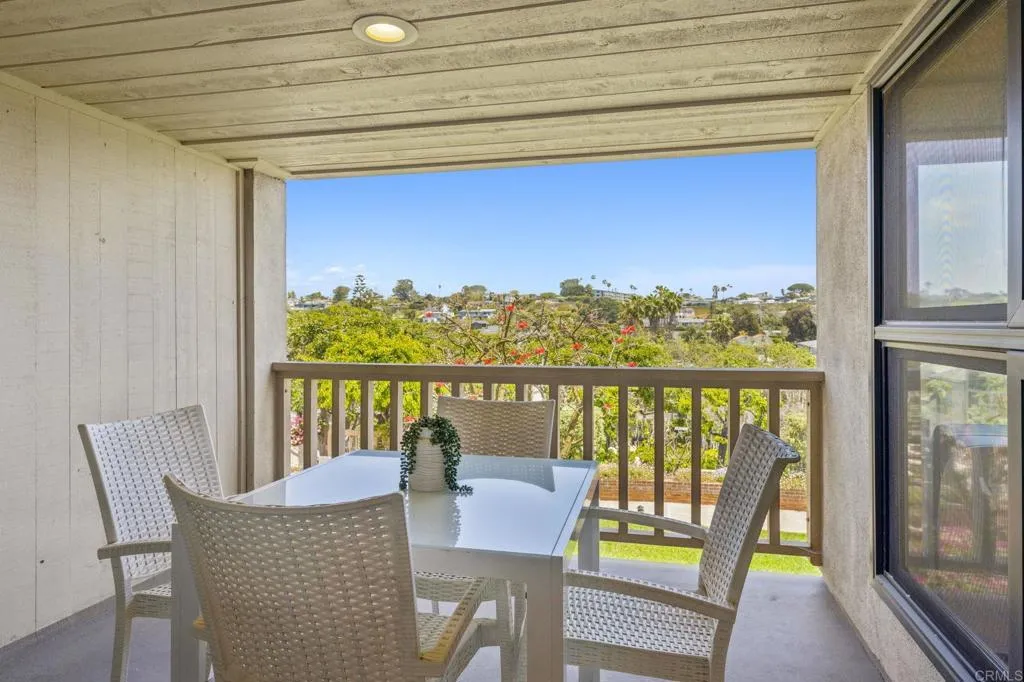 https://cdn.realtyfeed.com/cdn/127/306687850/2e811771e5fb40a518156a053dc7664e.webp
