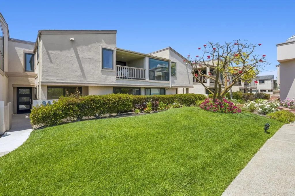 https://cdn.realtyfeed.com/cdn/127/306687850/86877de7210be0b24b3a93a2e748a842.webp