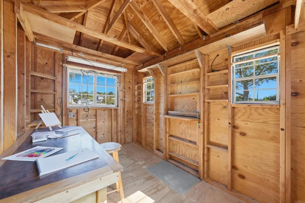 https://cdn.realtyfeed.com/cdn/127/306687871/81eae4080994ce8699492a9e24199cb3.webp