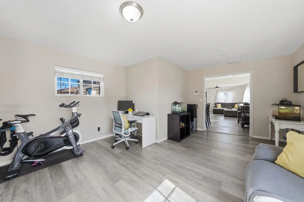 https://cdn.realtyfeed.com/cdn/127/306687915/6df46f23a3334b71b7426500011f74b5.webp