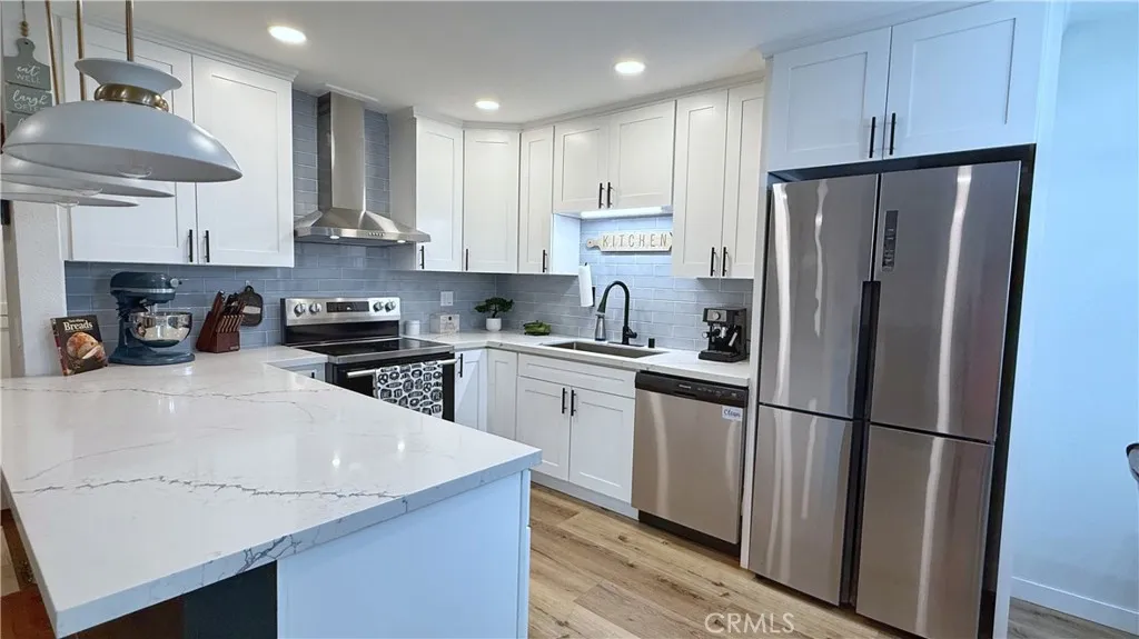 https://cdn.realtyfeed.com/cdn/127/306687937/760377f937cf2992e2432fa8bc9d553c.webp