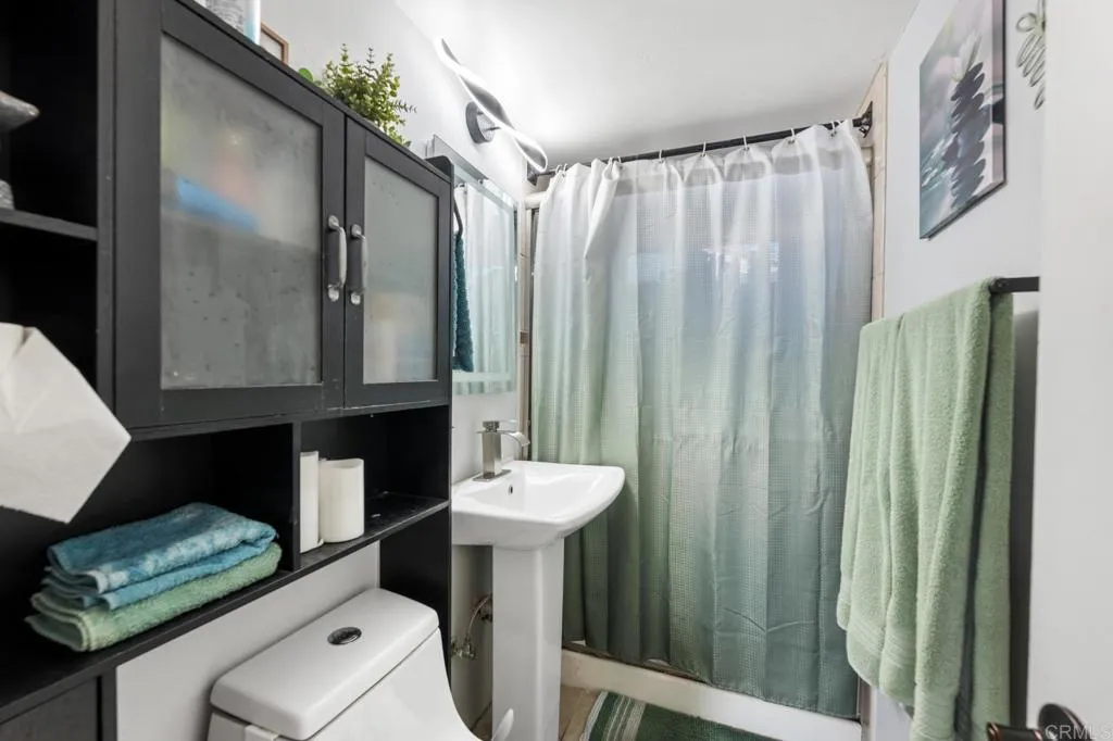 https://cdn.realtyfeed.com/cdn/127/306687963/eb6cbed6d4652050ecef7cc836ce7f2d.webp