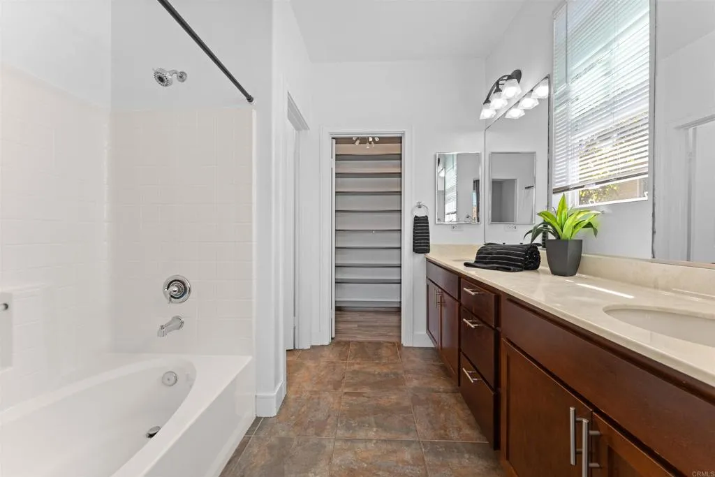 Photo #19: PTP2602682 Listing: Photo #19