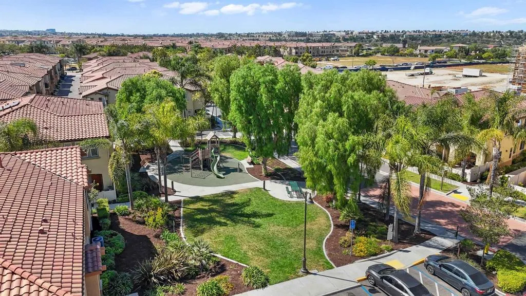 https://cdn.realtyfeed.com/cdn/127/306687975/595d86db6bc4414ef40e11af6d7c21d2.webp