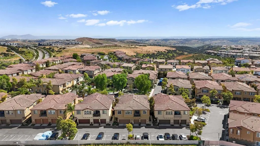 https://cdn.realtyfeed.com/cdn/127/306687975/d2eac074c40793eea5313080cc12b049.webp
