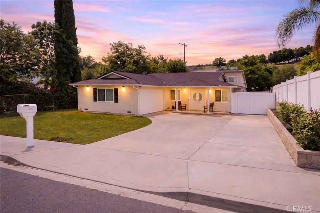 Corona, CA 92881