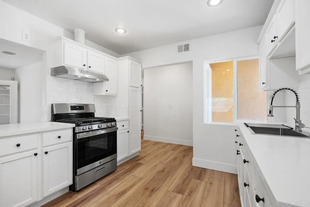 https://cdn.realtyfeed.com/cdn/127/306688041/bce93e7e8c73749366b072816dd8e675.webp