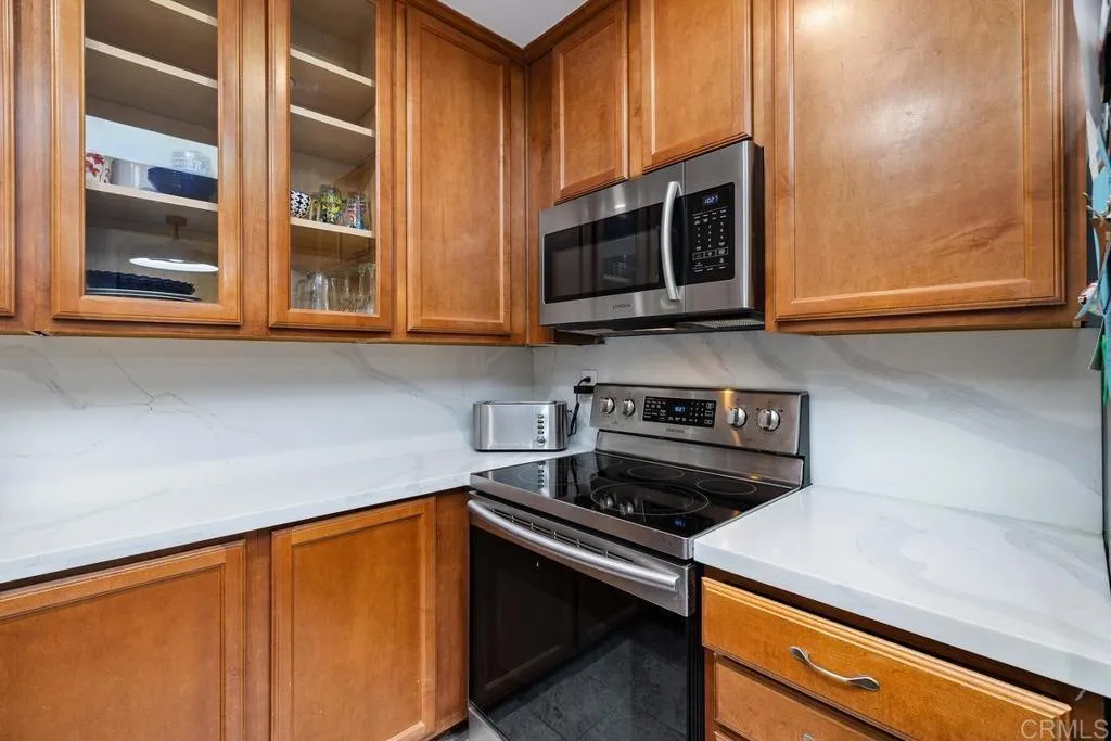 https://cdn.realtyfeed.com/cdn/127/306688101/6a10b9a11d9818a9a212da327e04fa94.webp