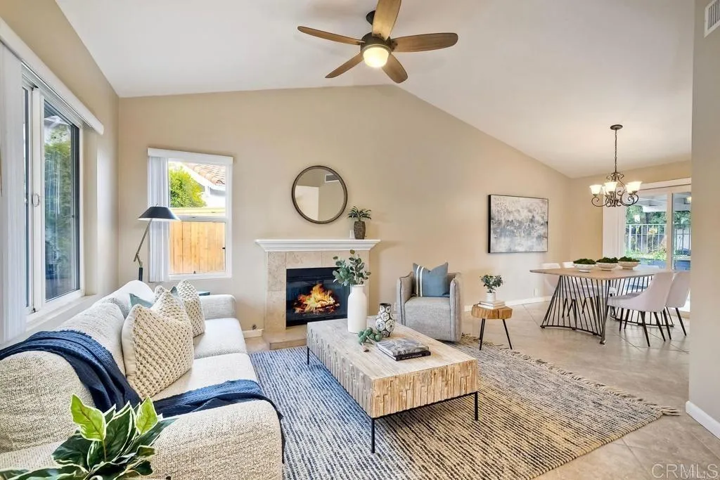 https://cdn.realtyfeed.com/cdn/127/306688106/56c50084f655f8ebfc04e58cb1c5152a.webp