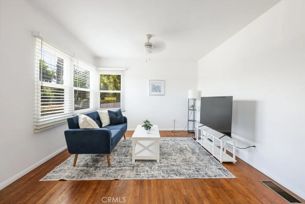 Photo #10: TR26076439 Listing: Photo #10