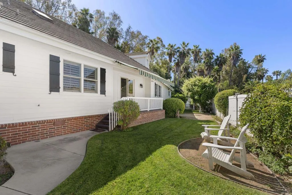 https://cdn.realtyfeed.com/cdn/127/306688202/12ce516272518b8c87c55b44e8d6fc65.webp