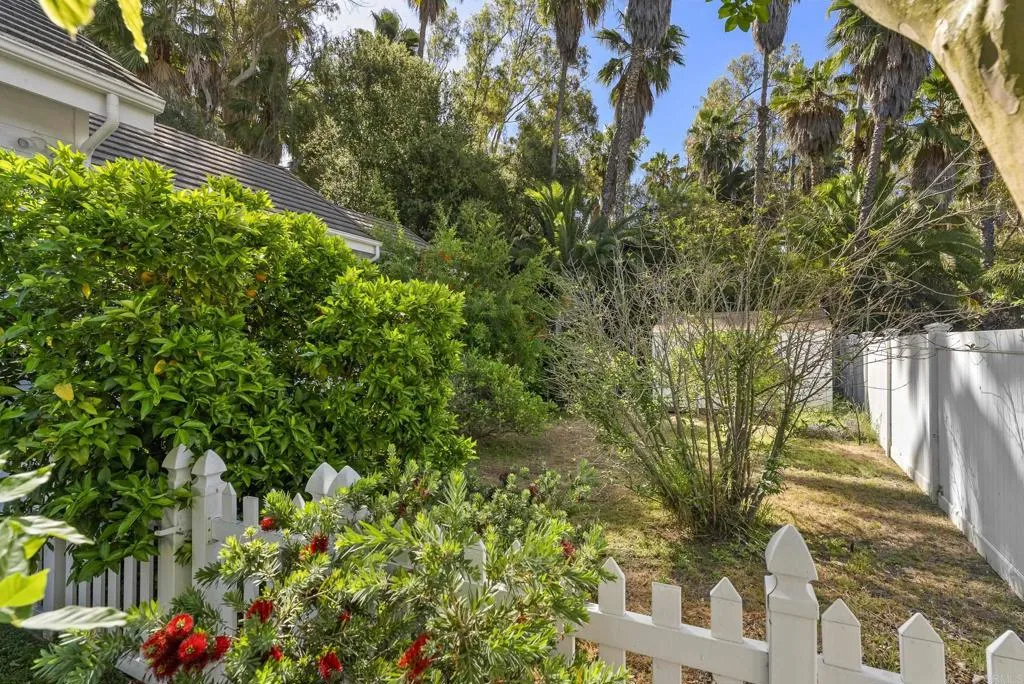 https://cdn.realtyfeed.com/cdn/127/306688202/2c7e7d419f3c0eb4b5d263cb191b91e6.webp
