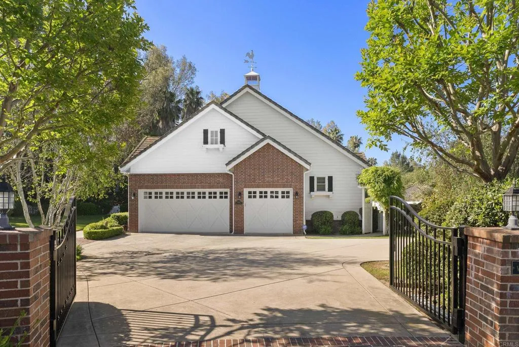 https://cdn.realtyfeed.com/cdn/127/306688202/2d5f33190514e073ed69d2e9c33b75bf.webp