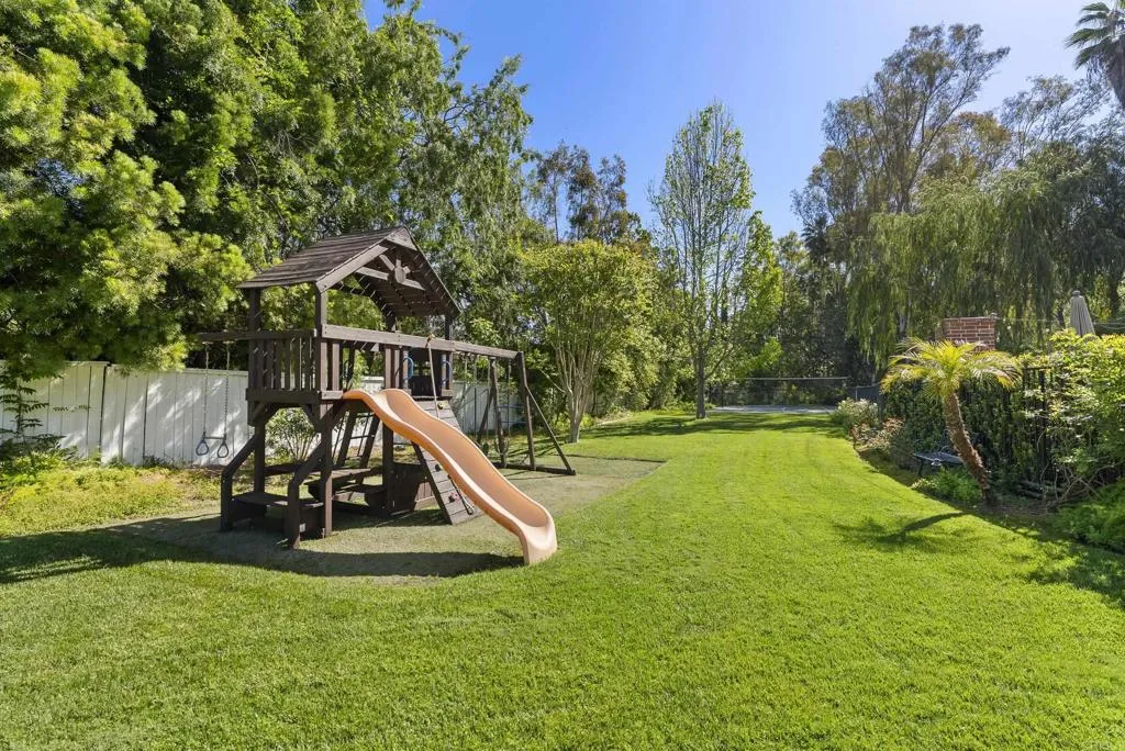 https://cdn.realtyfeed.com/cdn/127/306688202/3425ac896a0cab1e24aef4fe98128725.webp
