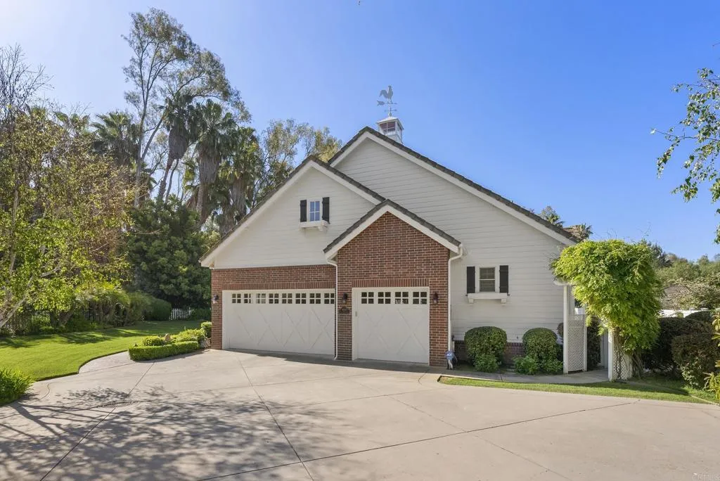 https://cdn.realtyfeed.com/cdn/127/306688202/53630eee6a918b4d41b770a64803b30d.webp