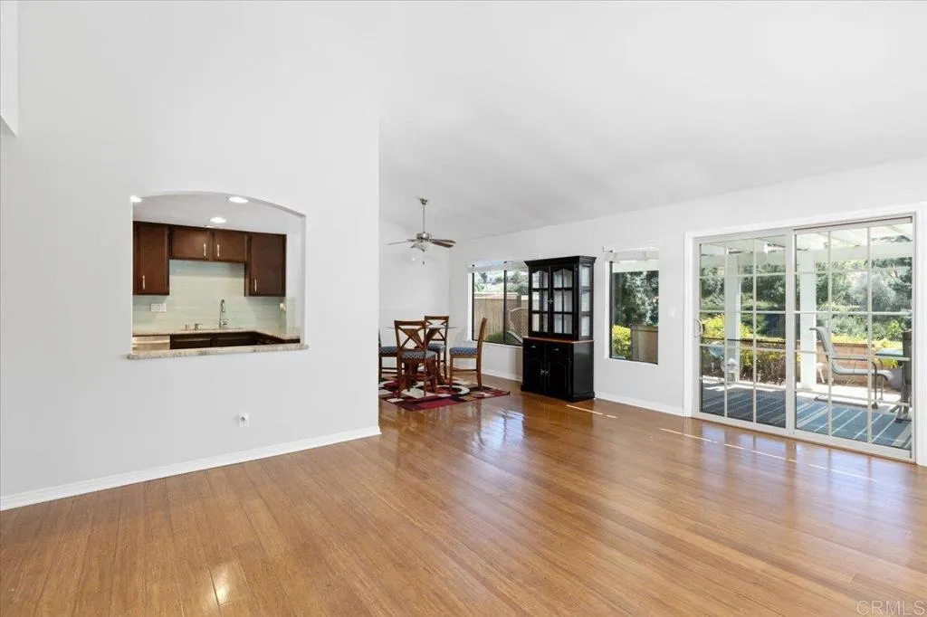 Photo #4: NDP2603438 Listing: Photo #4