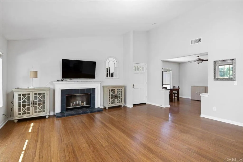 Photo #6: NDP2603438 Listing: Photo #6