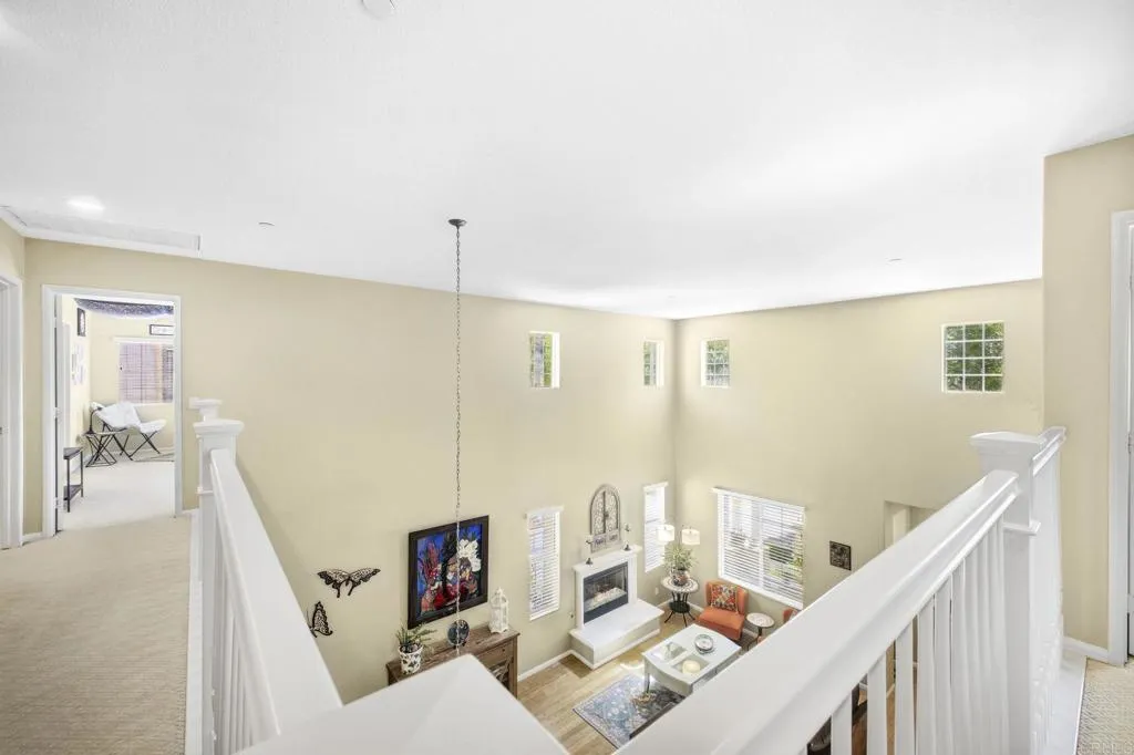 https://cdn.realtyfeed.com/cdn/127/306688265/6c39969bf7d3ef369d374e88b1f757aa.webp