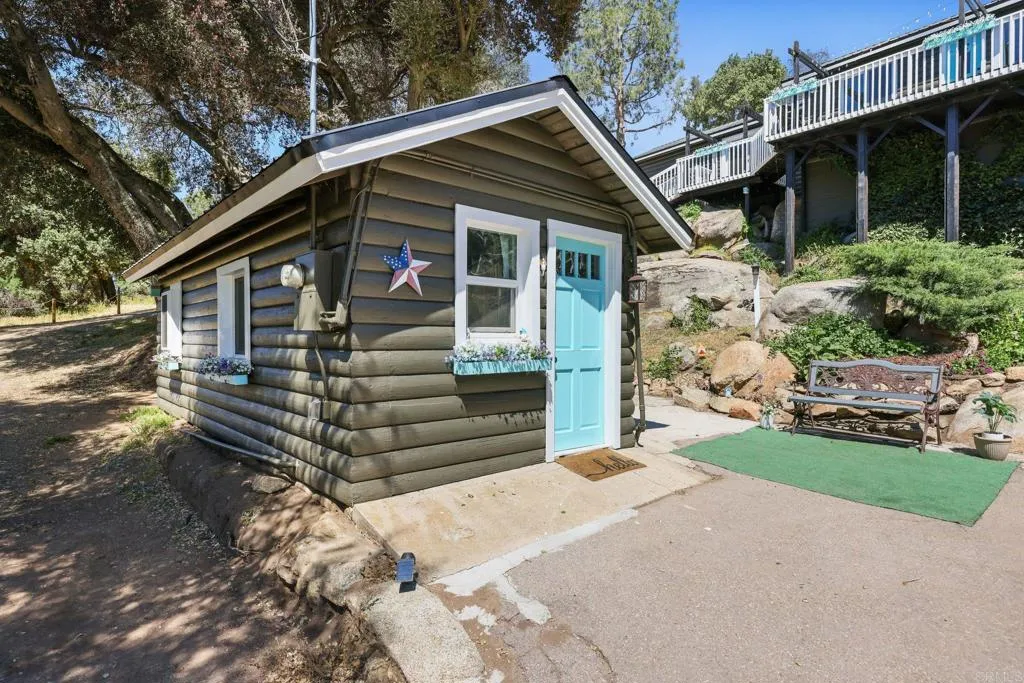 https://cdn.realtyfeed.com/cdn/127/306688334/0224d7290115684181520be4f85867b6.webp