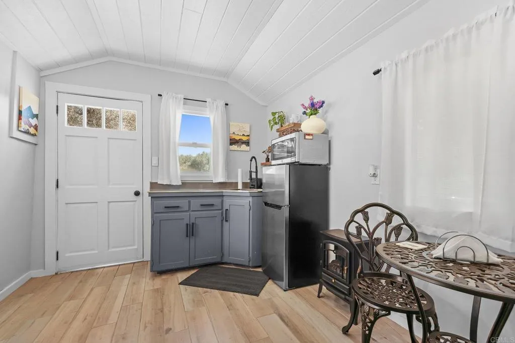 https://cdn.realtyfeed.com/cdn/127/306688334/1e0aca65bf86cea2256deea11a780906.webp