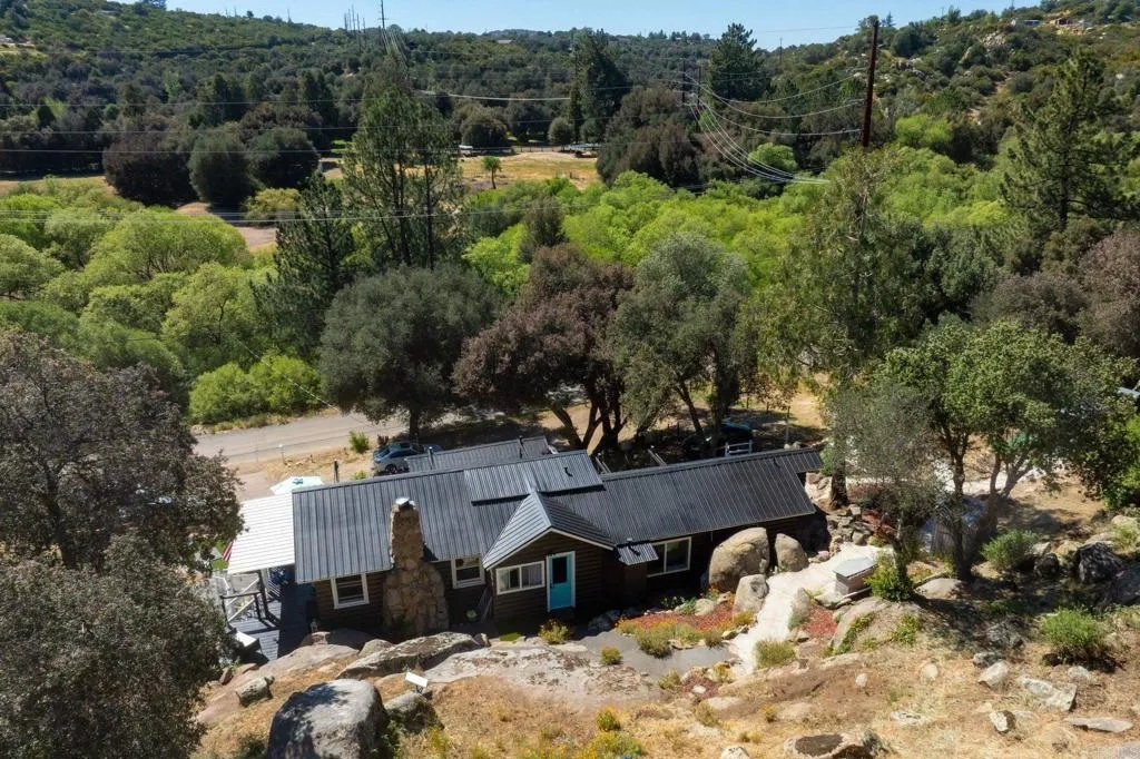 https://cdn.realtyfeed.com/cdn/127/306688334/6800472924a79db93d08819aa0d5af9b.webp