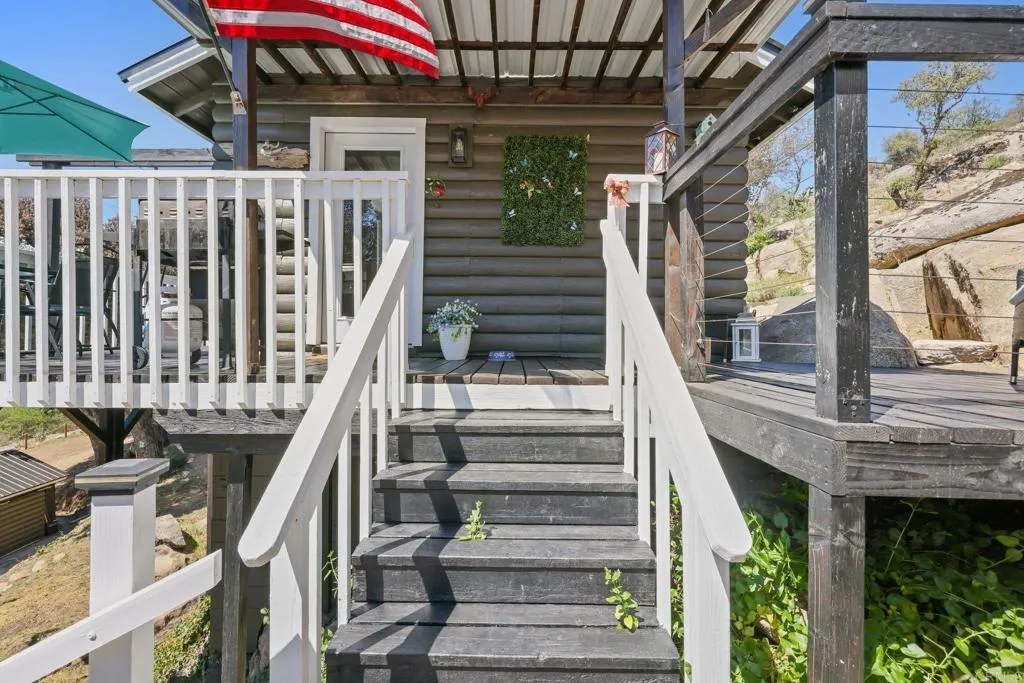 https://cdn.realtyfeed.com/cdn/127/306688334/b5553d7fbb2d1331483b516eaff2e0e1.webp