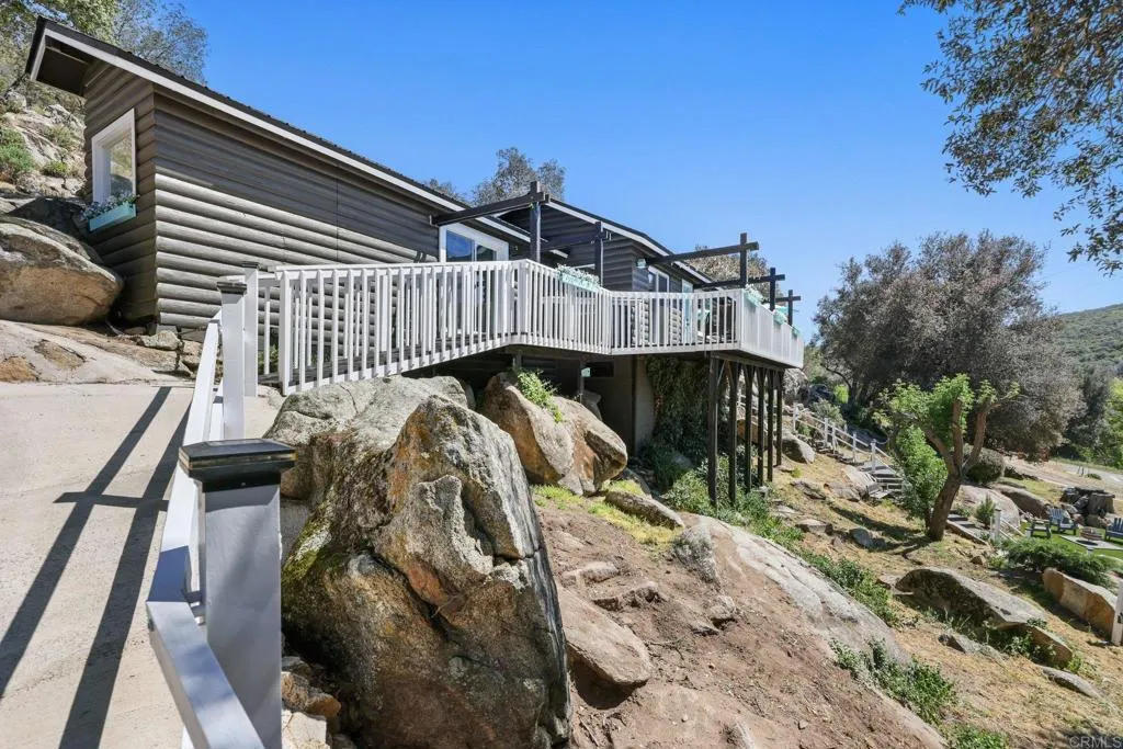 https://cdn.realtyfeed.com/cdn/127/306688334/cb6288dfae58c569ee96531767e1a828.webp