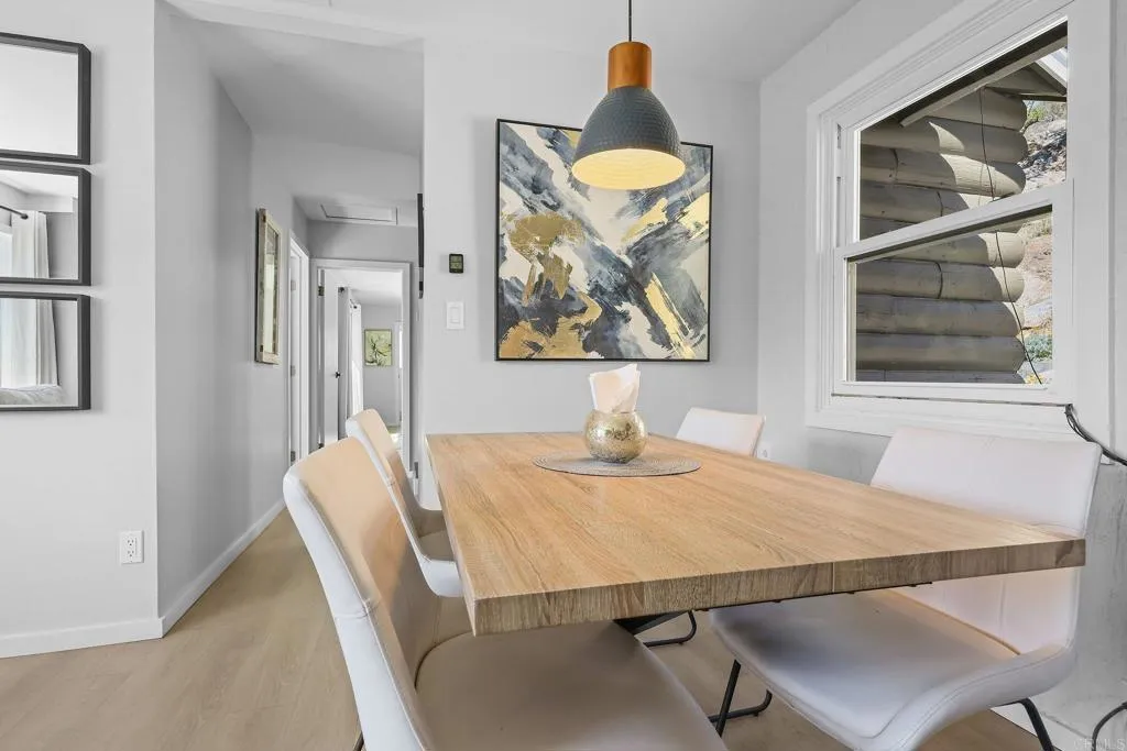 https://cdn.realtyfeed.com/cdn/127/306688334/ce6263b961fac995c102d0d00fe78b56.webp