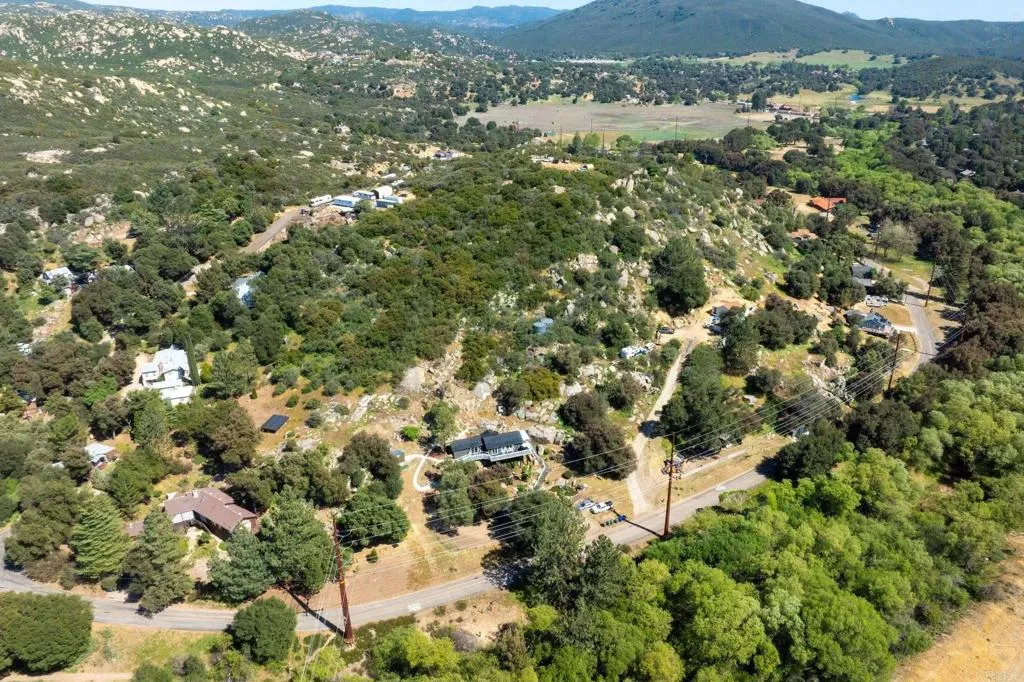 https://cdn.realtyfeed.com/cdn/127/306688334/d813e4c95980684d2c5196a71ec2d429.webp