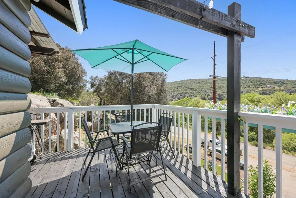 https://cdn.realtyfeed.com/cdn/127/306688334/ede1c5927995d2885960f4c4540bd035.webp