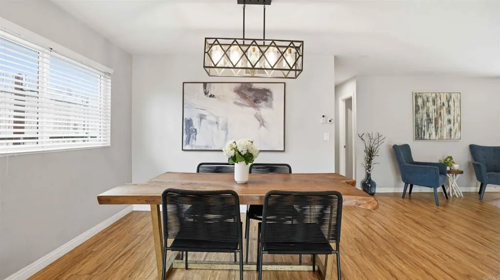 https://cdn.realtyfeed.com/cdn/127/306688336/4bb5e60423fbfd3596cac73ead7d39c5.webp