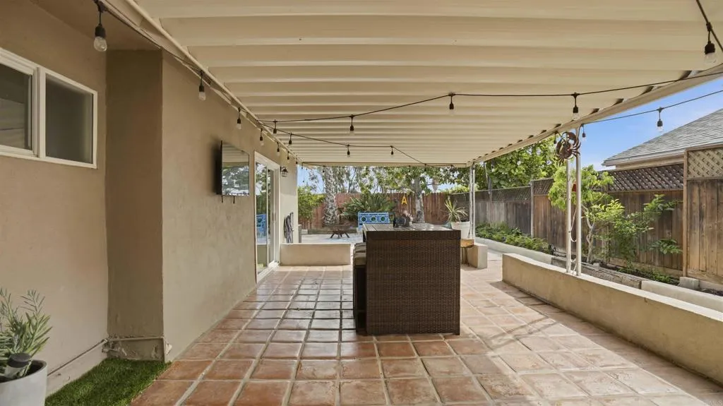 https://cdn.realtyfeed.com/cdn/127/306688336/7561e14c3221a21e63e7a6497faaba4b.webp