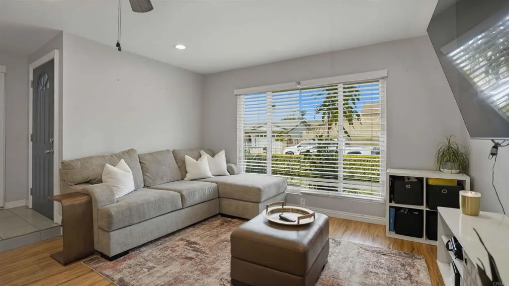 https://cdn.realtyfeed.com/cdn/127/306688336/89d7b48cd68886e913df5f8acdae616b.webp