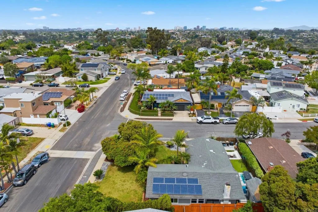 https://cdn.realtyfeed.com/cdn/127/306688373/8488625e19a5d06dea5f62cdd148484b.webp