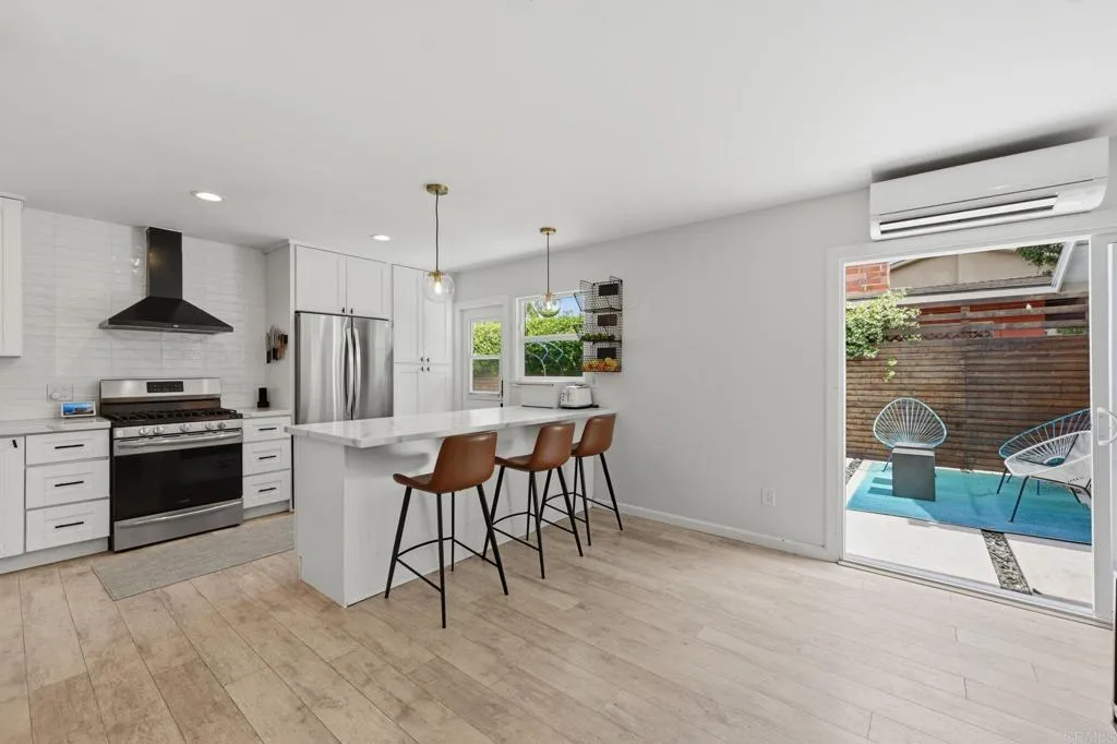 https://cdn.realtyfeed.com/cdn/127/306688373/f03f255ba73aa11298f933684650249d.webp