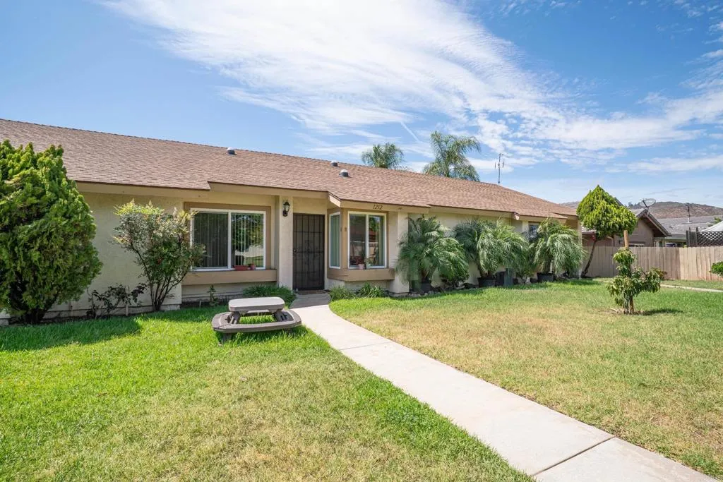 1252 Bostonia Street UNIT B, El Cajon, CA, 92021