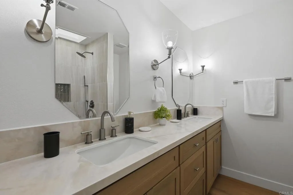 Photo #17: PTP2602694 Listing: Photo #17