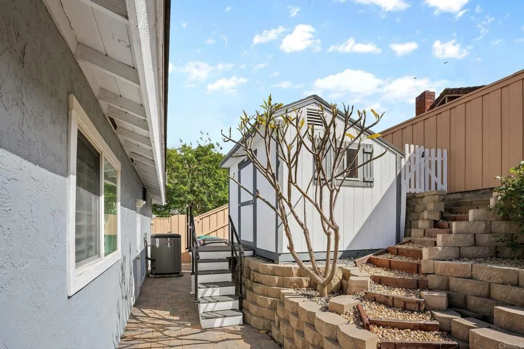 https://cdn.realtyfeed.com/cdn/127/306688469/4a7bd6328e0c011c80a7403579aea7af.webp